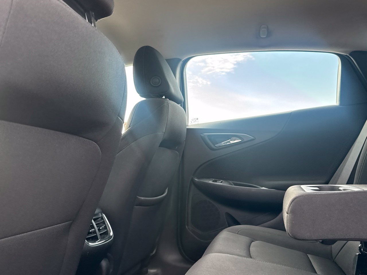 Used 2025 Chevrolet Malibu LT FWD image 37