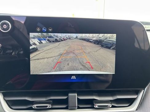 New 2026 Chevrolet Equinox LT w/ LPO, Floor Liner Package image 21