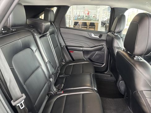 Used 2024 Ford Escape Platinum image 35