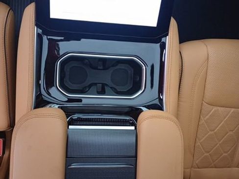 Used 2023 Jeep Grand Wagoneer L Series III w/ Rear Seat Video Group 1 image 26