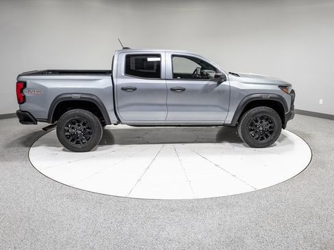 Used 2023 Chevrolet Colorado Trail Boss w/ Technology Package image 27