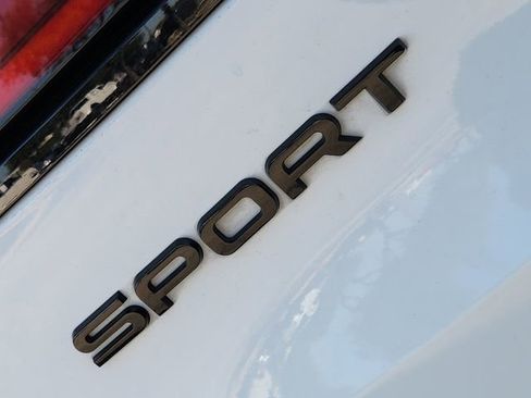 Used 2023 Land Rover Range Rover Sport SE Dynamic AWD/4WD image 9