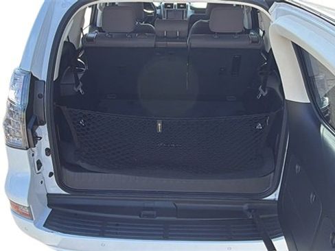 Used 2021 Lexus GX 460 Premium image 22