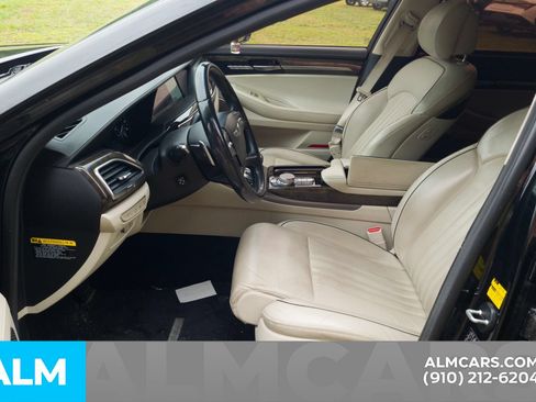 Used 2017 Genesis G90 5.0 Ultimate image 6