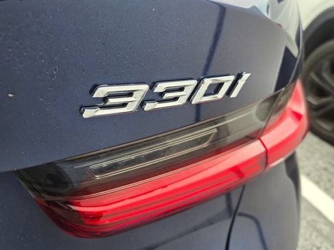 Used 2019 BMW 330i Sedan w/ Convenience Package RWD image 11