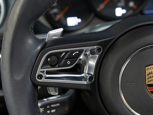 Used 2021 Porsche 718 Boxster RWD image 41