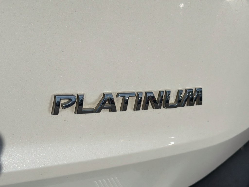 Used 2021 Nissan Rogue Platinum FWD image 36