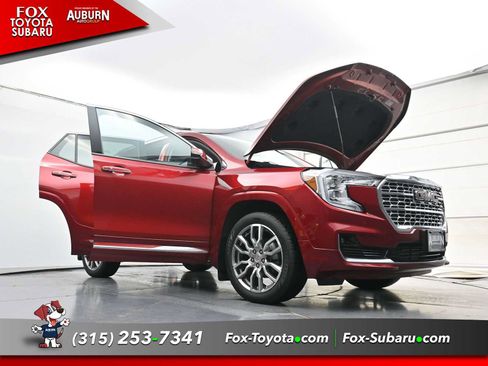 Used 2023 GMC Terrain Denali AWD/4WD image 40