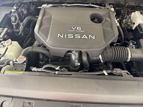 New 2025 Nissan Armada SL image 27