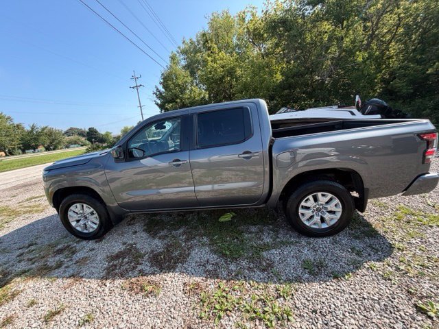 Used 2023 Nissan Frontier SV w/ Technology Package RWD image 11