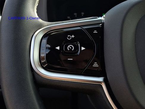 Certified 2023 Volvo XC60 B5 Plus w/ Climate Package image 23