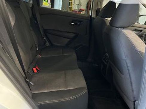 Certified 2023 Nissan Rogue SV AWD/4WD image 23