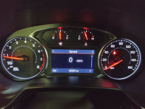 Used 2024 Chevrolet Blazer LT w/ Convenience Package FWD image 23