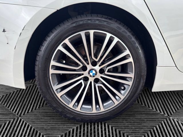 Used 2019 BMW 540i xDrive w/ Premium Package AWD/4WD image 32
