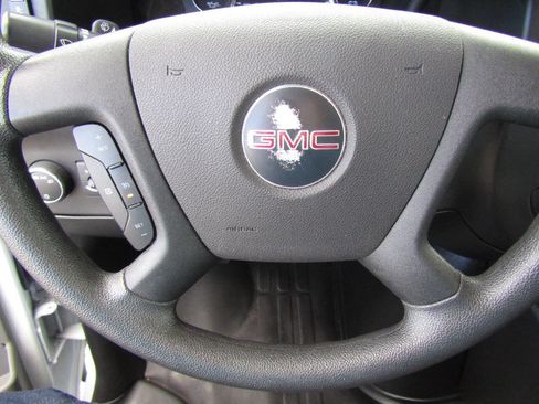 Used 2023 GMC Savana 2500 w/ Driver Convenience Package image 13