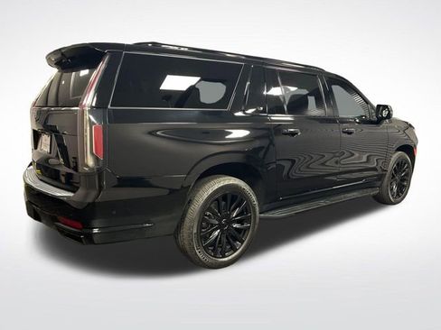 Certified 2023 Cadillac Escalade ESV Premium Luxury AWD/4WD image 5