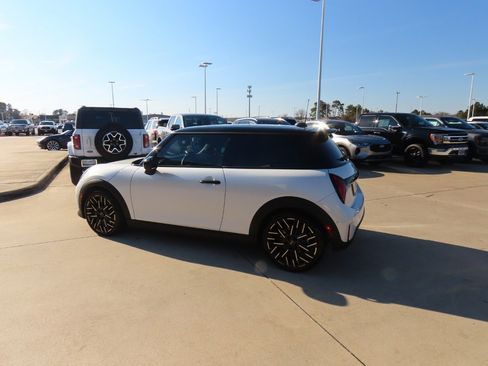Used 2025 MINI Cooper S image 15