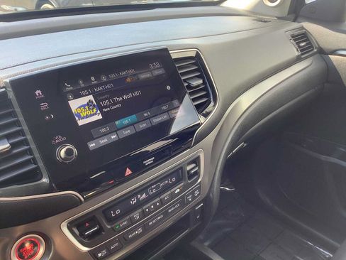 Certified 2022 Honda Pilot Special Edition image 17