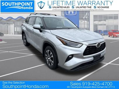 Used 2022 Toyota Highlander XLE