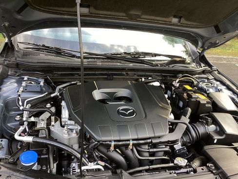 Used 2025 MAZDA MAZDA3 Carbon image 23