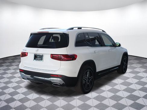 New 2026 Mercedes-Benz GLB 250 image 9