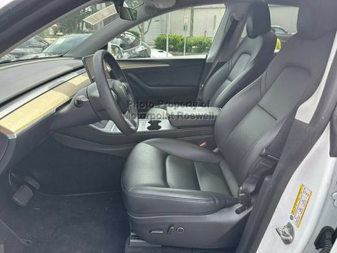 Used 2023 Tesla Model Y Long Range AWD/4WD image 9