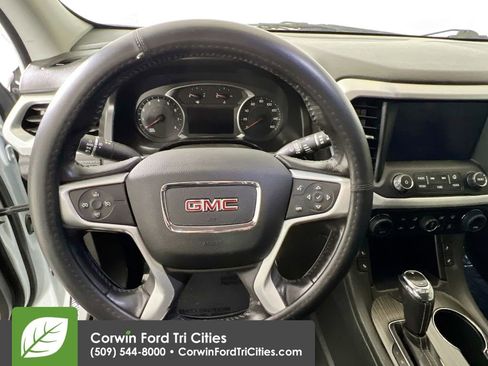 Used 2019 GMC Acadia SLT w/ LPO, Cargo Package AWD/4WD image 8