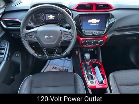 Used 2023 Chevrolet TrailBlazer RS w/ Sun and Liftgate Package image 18