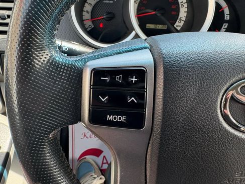 Used 2013 Toyota Tacoma 4x4 Double Cab image 16