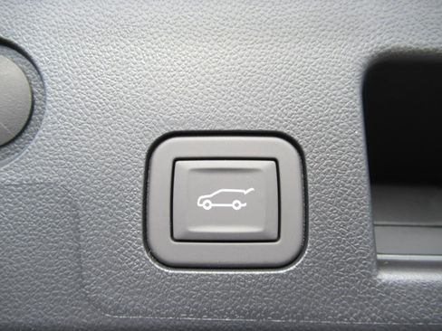 New 2026 Chevrolet Equinox ACTIV image 29