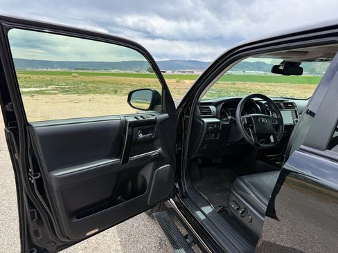 Used 2021 Toyota 4Runner Nightshade AWD/4WD image 12