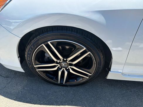Used 2016 Honda Accord Sport image 14