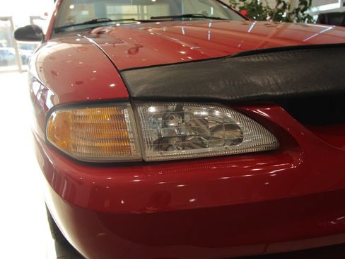 Used 1994 Ford Mustang GT RWD image 25
