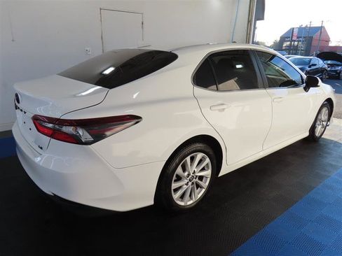 Used 2023 Toyota Camry LE FWD image 14