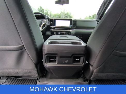 Used 2022 Chevrolet Silverado 1500 RST w/ Z71 Off-Road Package AWD/4WD image 21