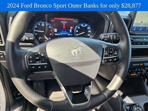 Used 2024 Ford Bronco Sport Outer Banks w/ Tech Package AWD/4WD image 26