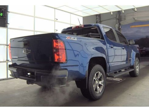 Used 2016 Chevrolet Colorado Z71 image 4