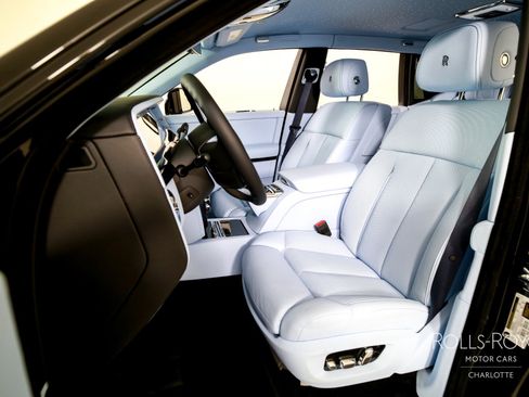 New 2026 Rolls-Royce Phantom Sedan image 13