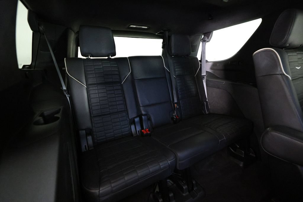 Used 2022 Cadillac Escalade Sport Platinum w/ Heavy-Duty Trailer Package AWD/4WD image 12