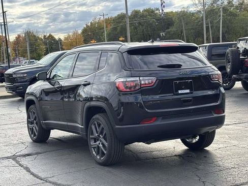New 2026 Jeep Compass Limited image 10