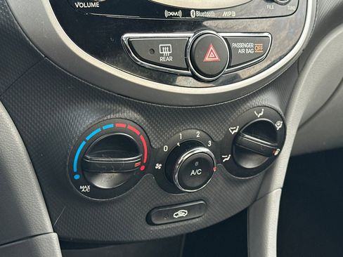 Used 2012 Hyundai Accent GLS w/ Premium Pkg 3 image 18