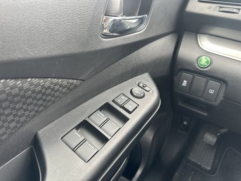 Used 2016 Honda CR-V EX image 9