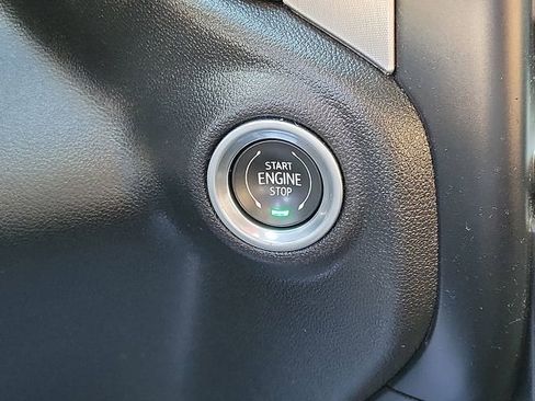 Used 2021 GMC Sierra 1500 Elevation image 14