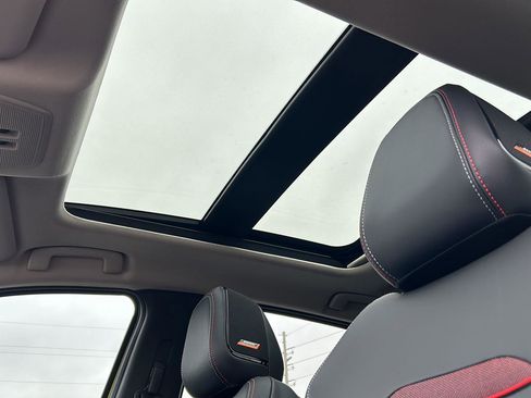 New 2026 Nissan Kicks SR w/ SR Premium Package image 26