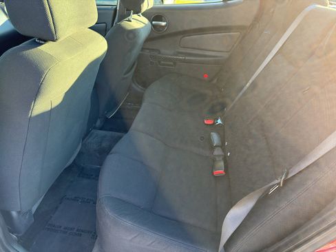 Used 2006 Pontiac Grand Prix image 11