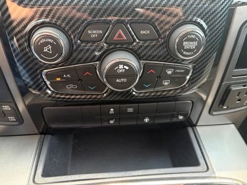 Used 2016 RAM 1500 Sport w/ Black Ram 1500 Sport Group AWD/4WD image 32