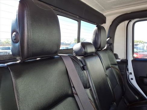 Used 2020 Jeep Gladiator Mojave image 14