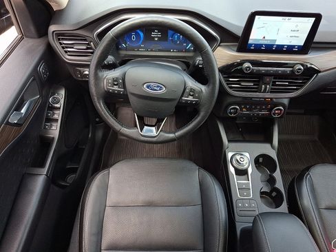Certified 2020 Ford Escape Titanium w/ Titanium Premium Package 2.0 AWD/4WD image 13