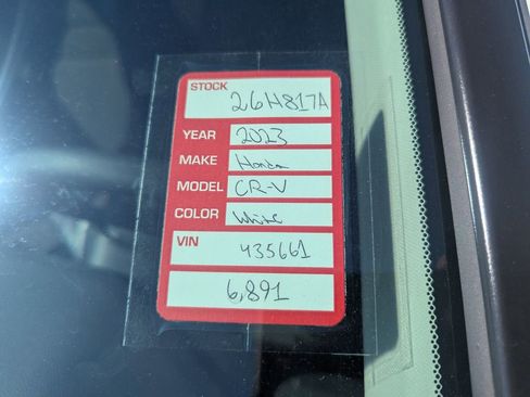 Used 2023 Honda CR-V EX image 6