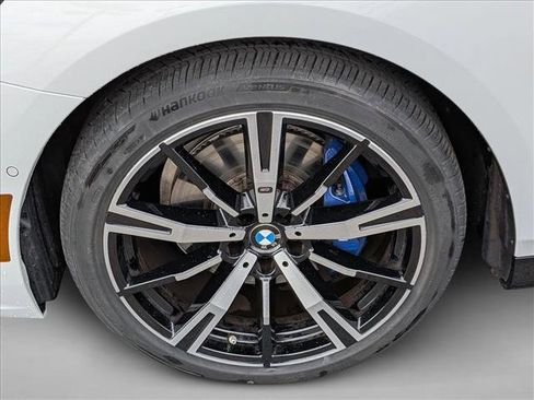 Certified 2025 BMW 530i xDrive w/ M Sport Package image 25